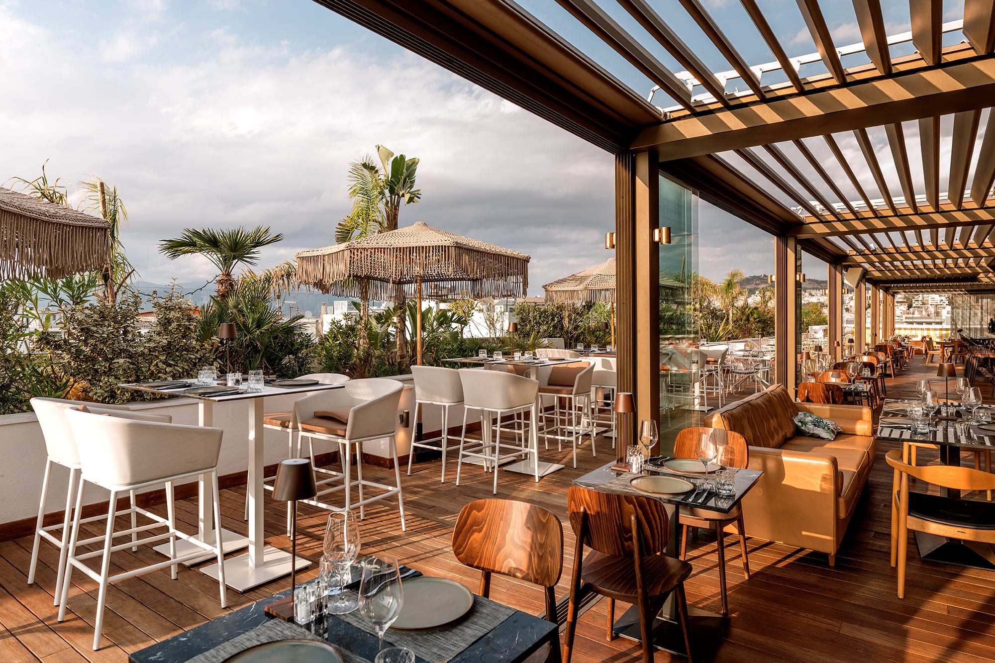 brownacropolrooftopbarrestaurantsetupandrooftopgar