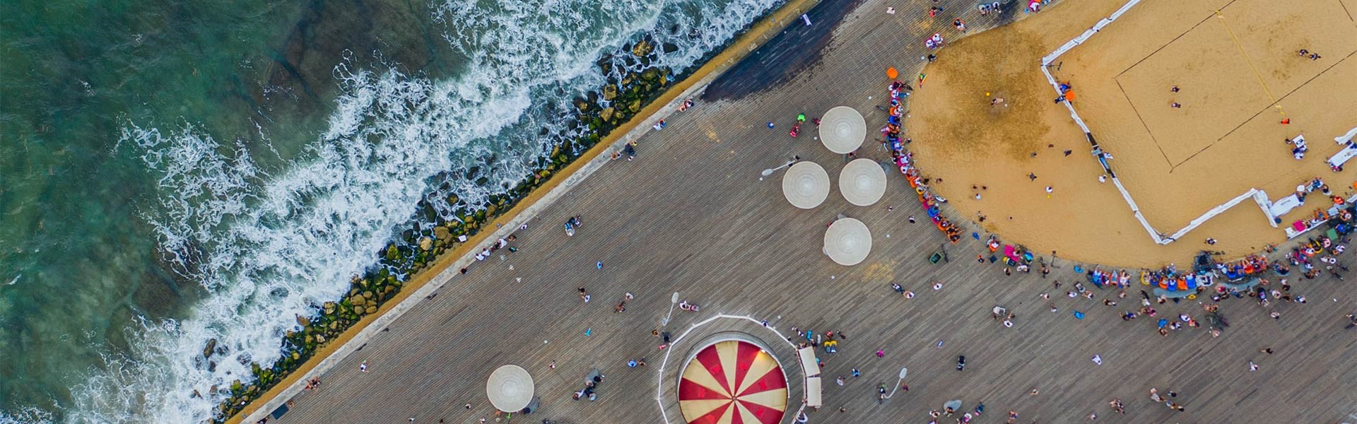 PLAY Seaport TLV - Local Experience