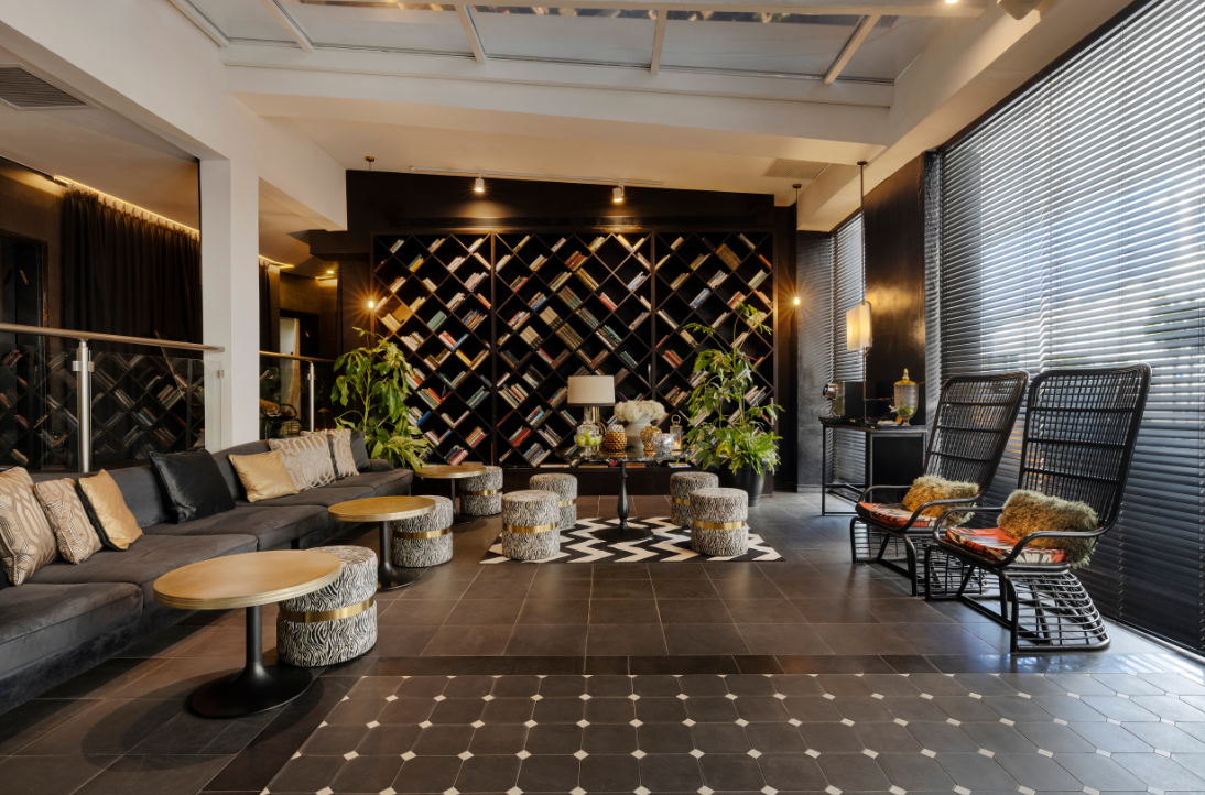 Brown Beach House TLV
