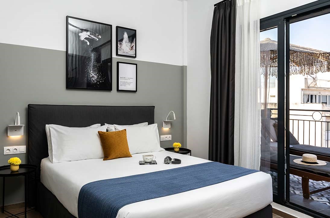 Play Theatrou Athens - Rooms