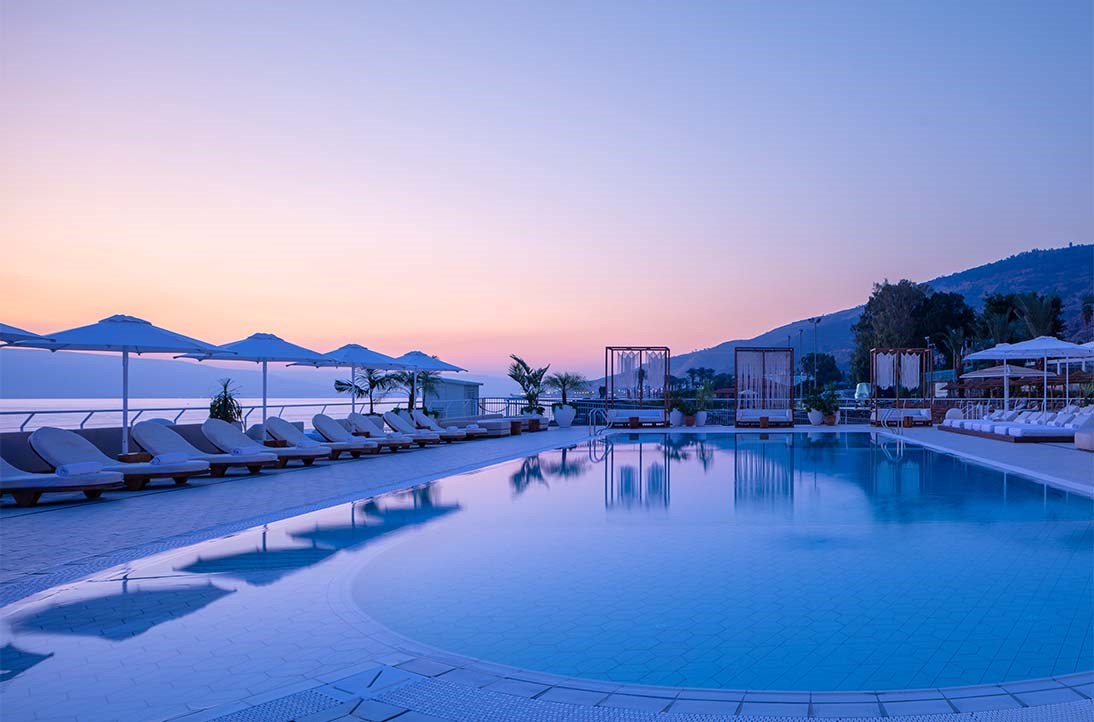 Galei Kinneret - Pool