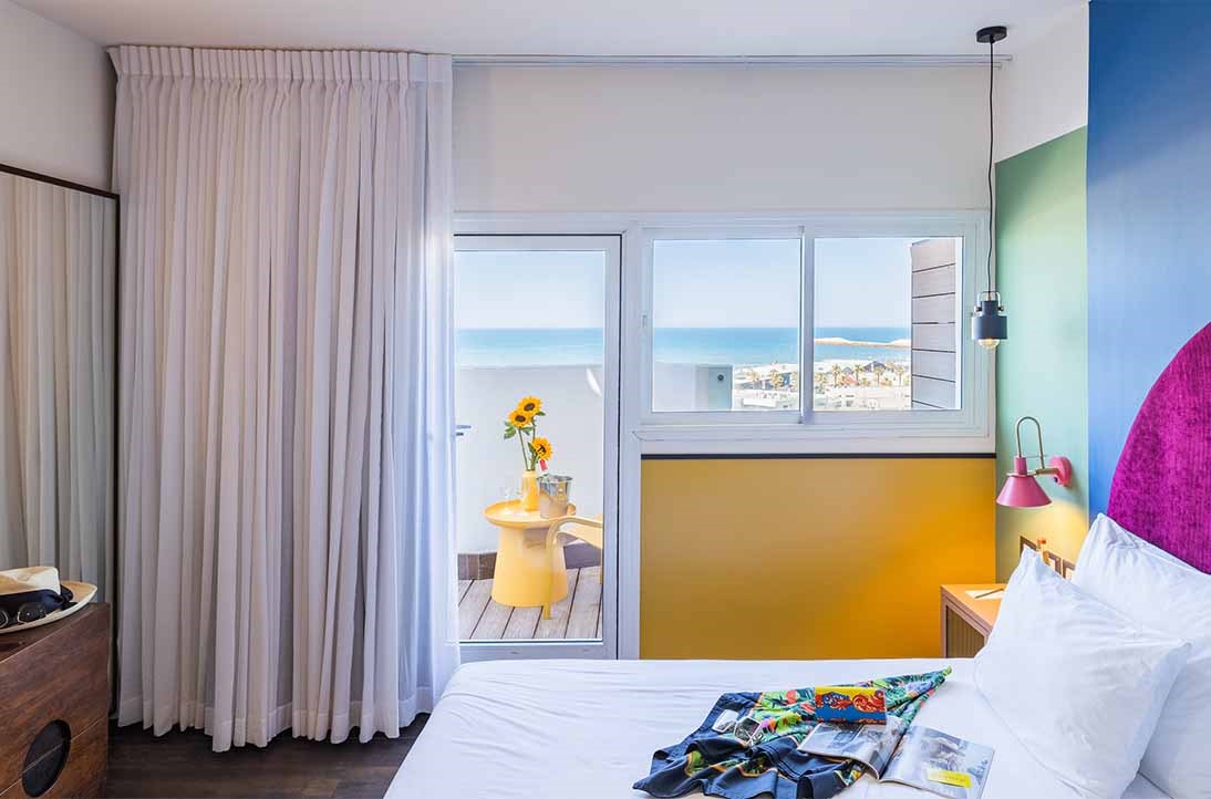 LAY Seaport Suite Hotel - Rooms