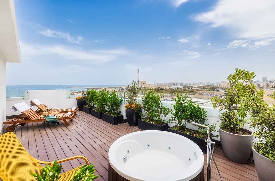 LAY Seaport Suite Hotel - Rooms