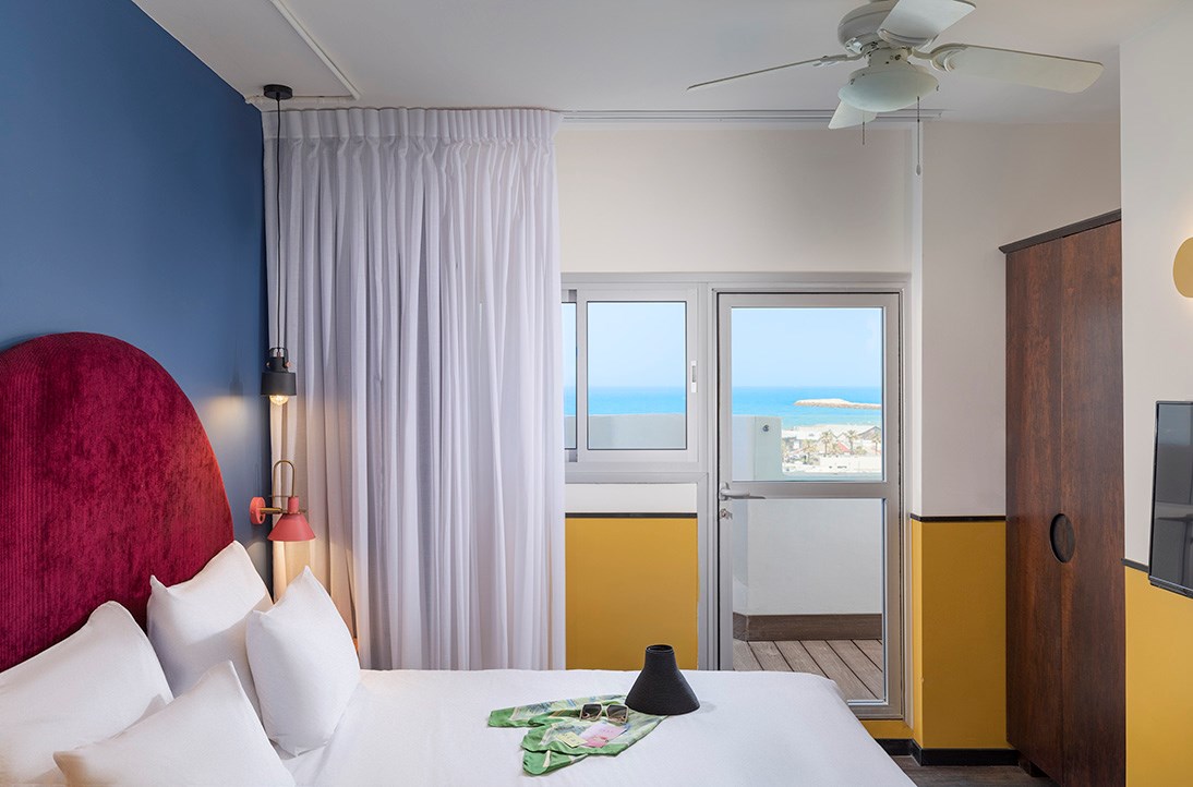 LAY Seaport Suite Hotel - Rooms
