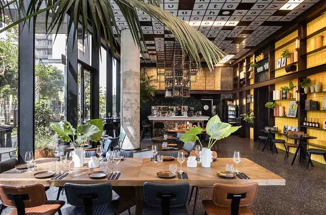 PLAY Midtown Hotel - Restaurant