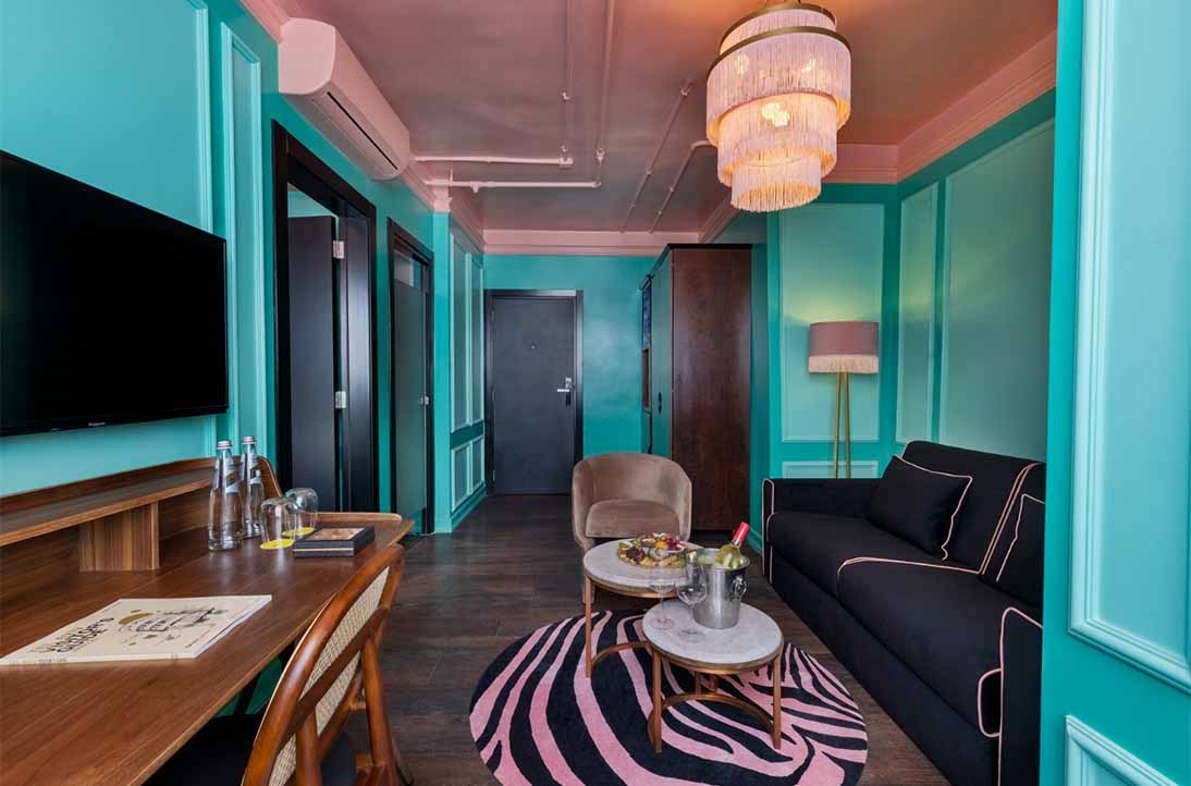 LAY Seaport Suite Hotel - Rooms