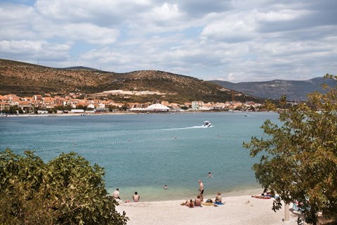 Beach Club 