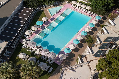 Saltwater Outdoor Pool