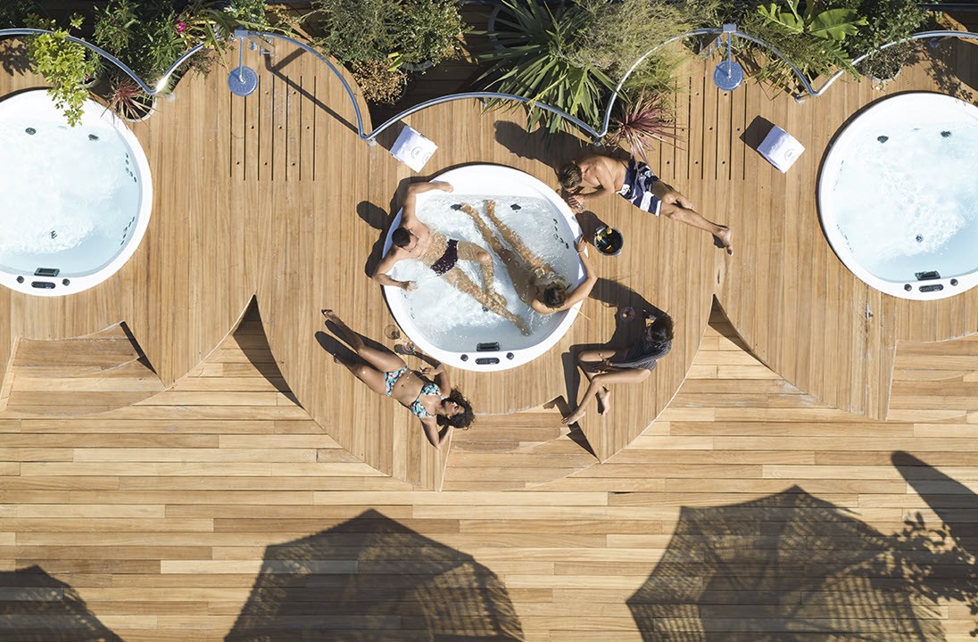 Open-Air Hot Tubs