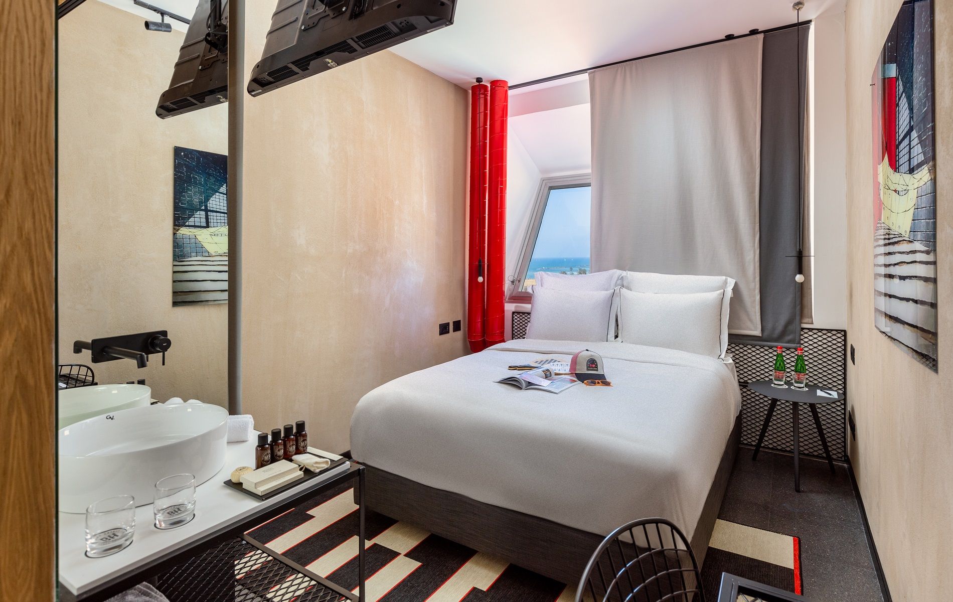 Brown Brut Tel Aviv ⭐️ Hotels in Tel Aviv near the beach